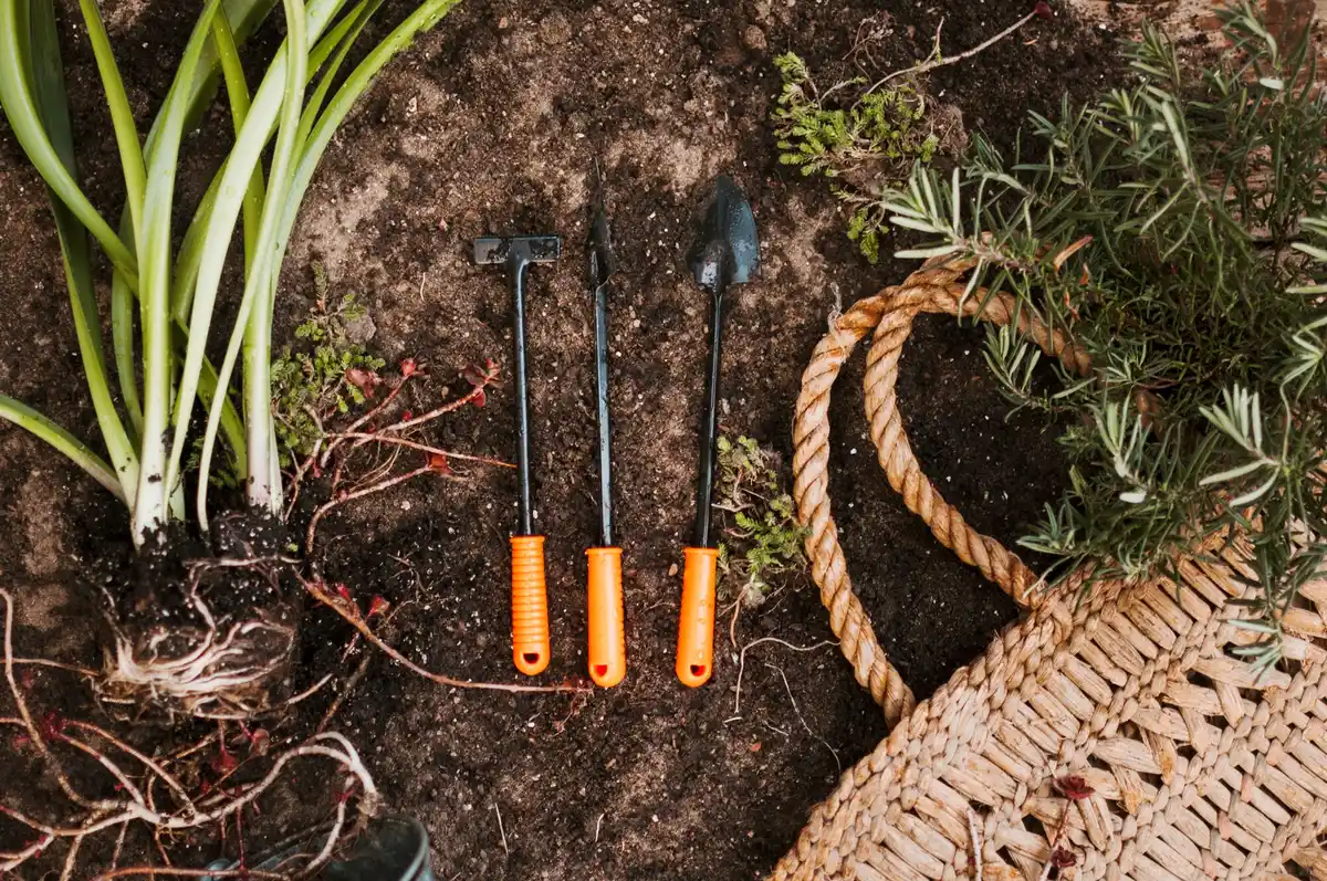 garden tools storage hanging
