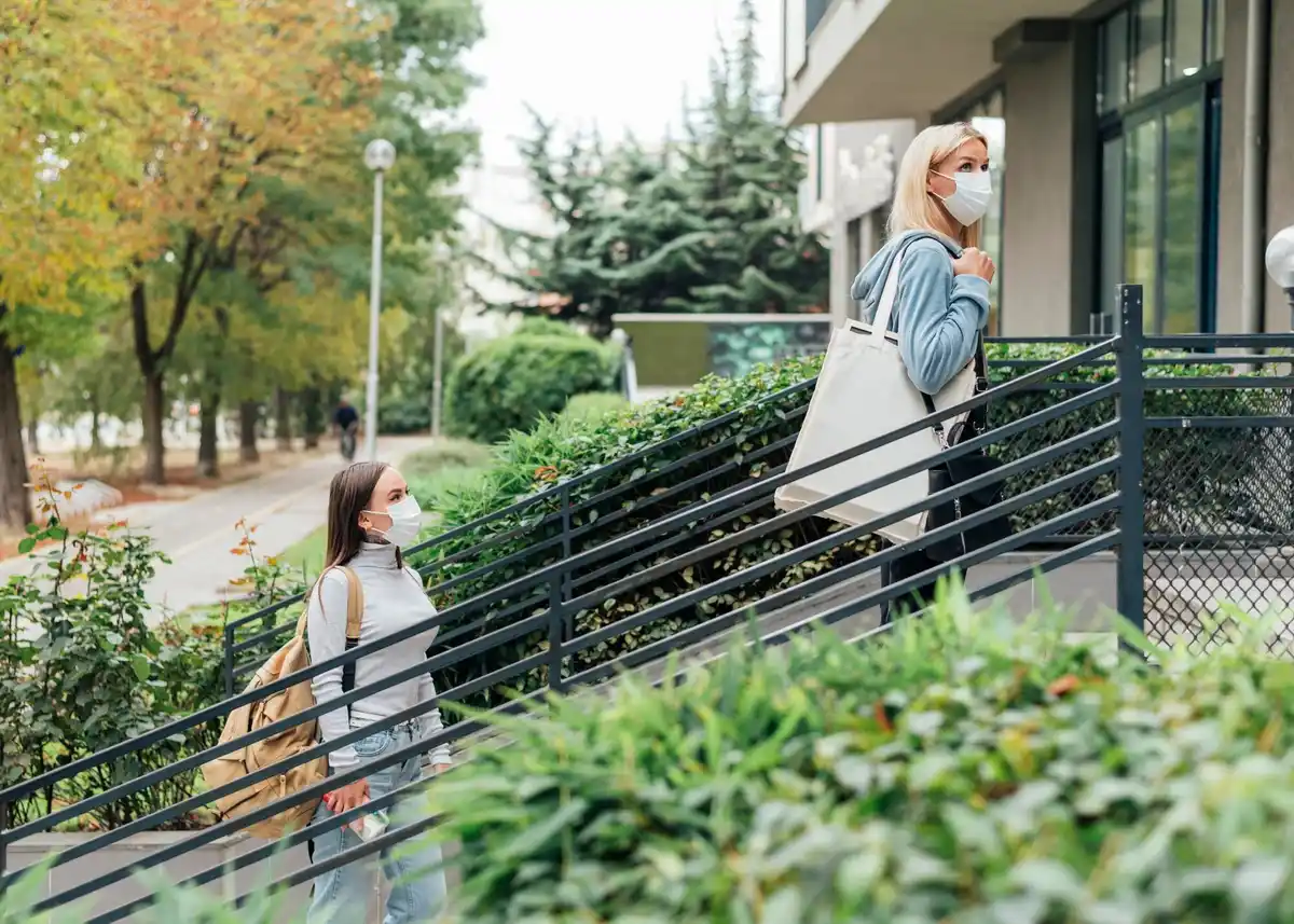urban container garden balcony netherlands
