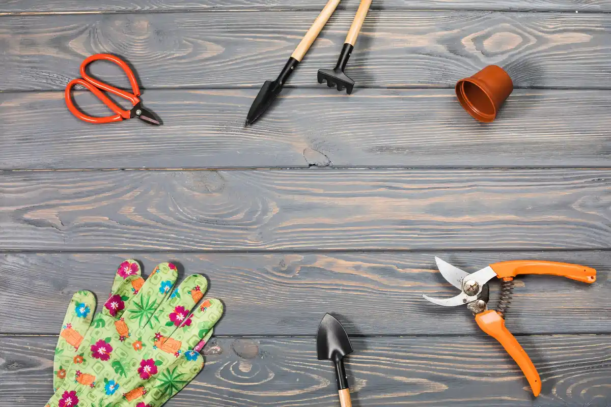 garden tools repair