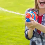 lawn watering mistakes dry grass