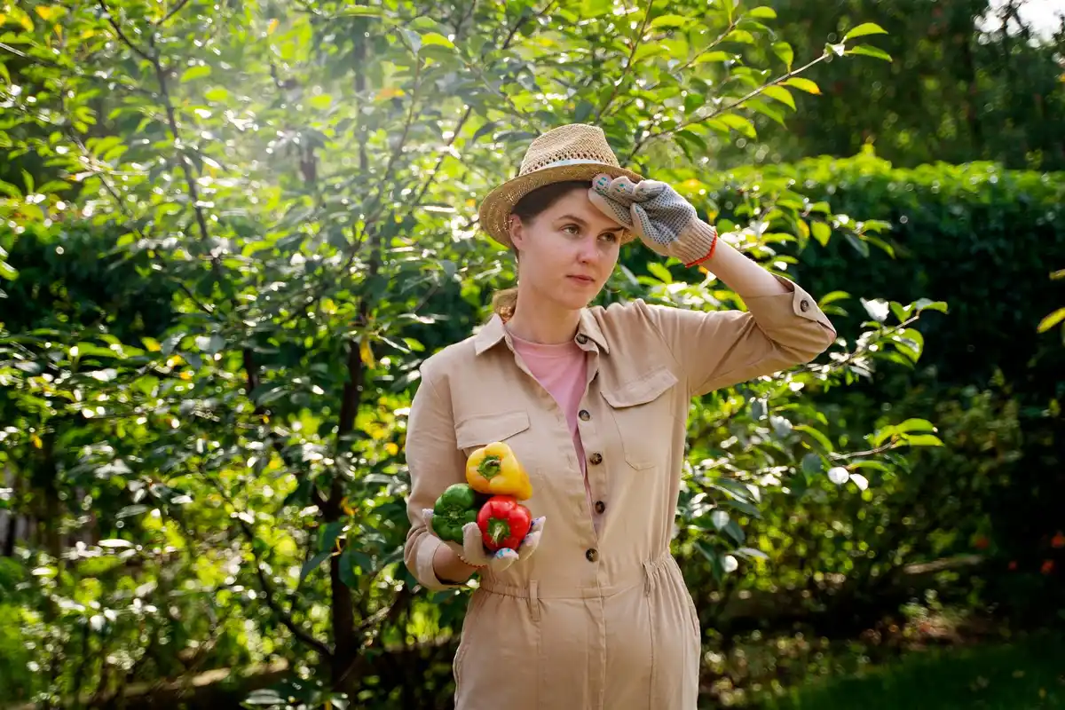 sustainable backyard fruit growing
