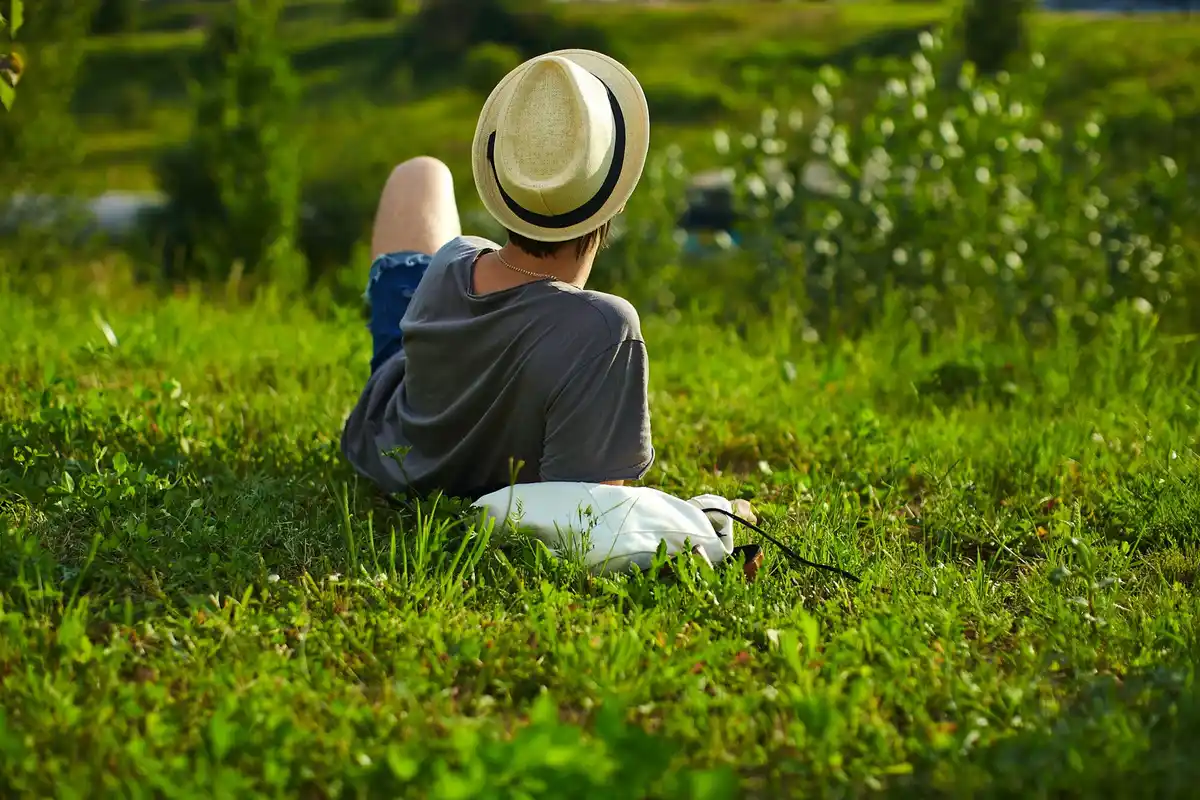 green lawn natural care tips