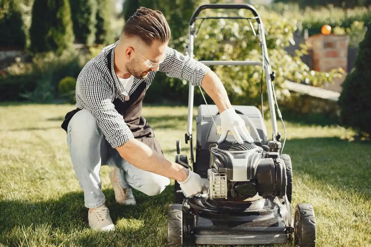 lawn mower maintenance tips spring
