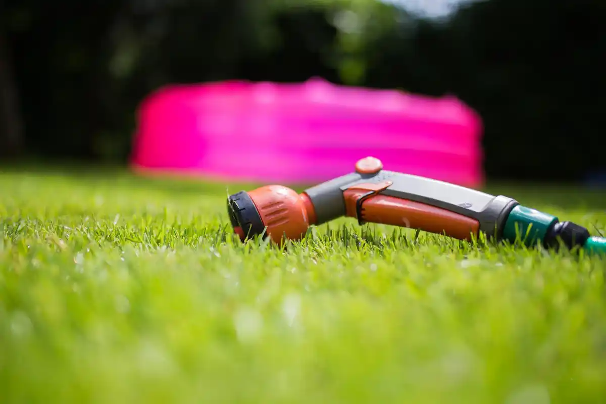 Zo voorkom je dat je tuin droog staat met eenvoudige automatisering